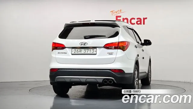 Hyundai Santa Fe 2014 thumb 4