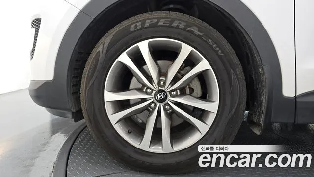 Hyundai Santa Fe 2014 thumb 5