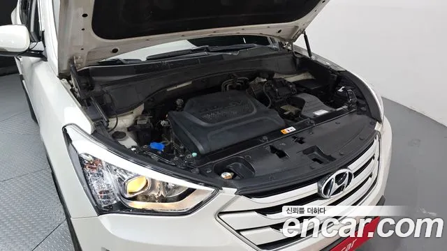 Hyundai Santa Fe 2014 thumb 6