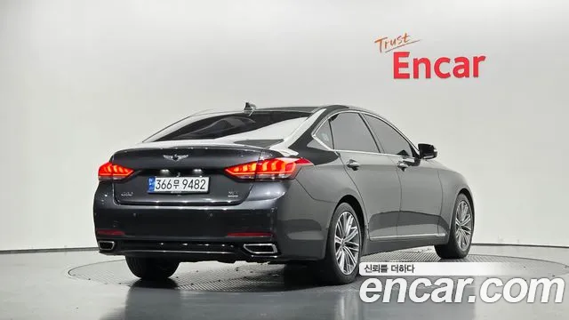 Genesis G80 2018 thumb 2