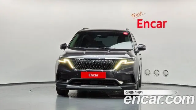 Kia Carnival 2023 thumb 3