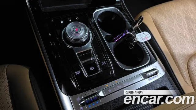 Kia Carnival 2023 thumb 9