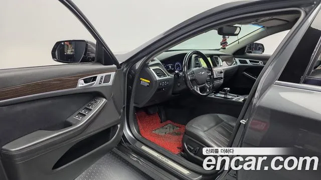Genesis G80 2017 thumb 10