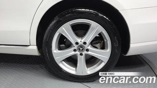 Mercedes-Benz E-Класс 2018 thumb 5