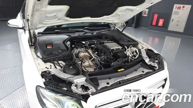 Mercedes-Benz E-Класс 2018 thumb 6