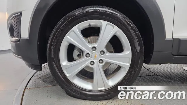 ChevroletGMDaewoo Captiva 2015 thumb 5