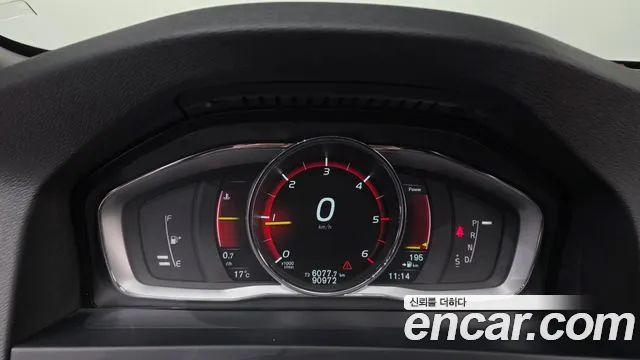 Volvo V60 2014 thumb 7