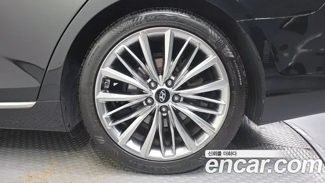 Hyundai Grandeur 2017 thumb 5