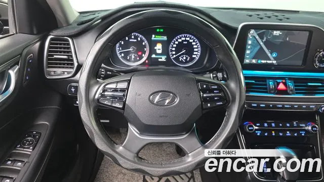 Hyundai Grandeur 2017 thumb 12