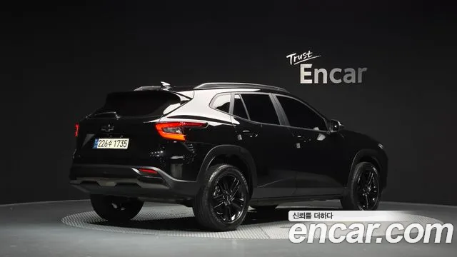 ChevroletGMDaewoo Tracker 2023 thumb 2