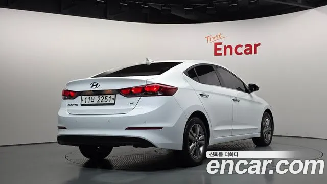 Hyundai Avante 2017 thumb 2