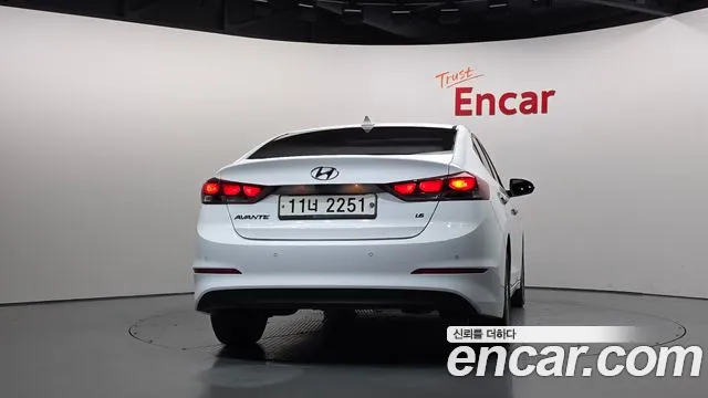 Hyundai Avante 2017 thumb 4