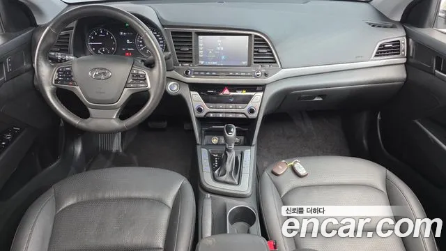 Hyundai Avante 2017 thumb 7