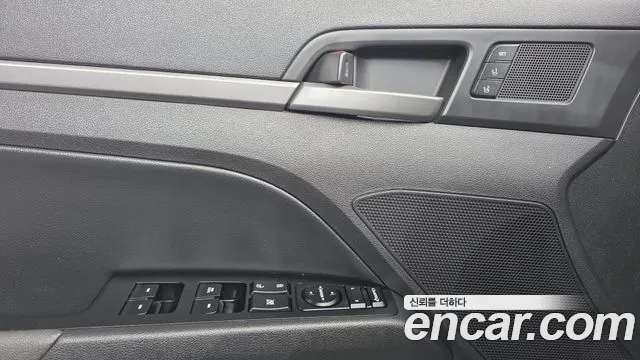 Hyundai Avante 2017 thumb 12