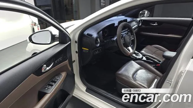Kia K3 2018 thumb 9