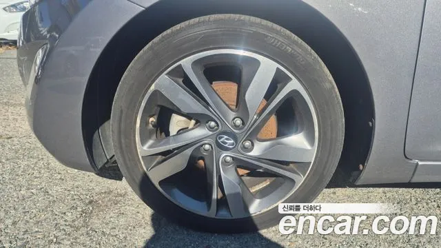 Hyundai Avante 2013 thumb 5