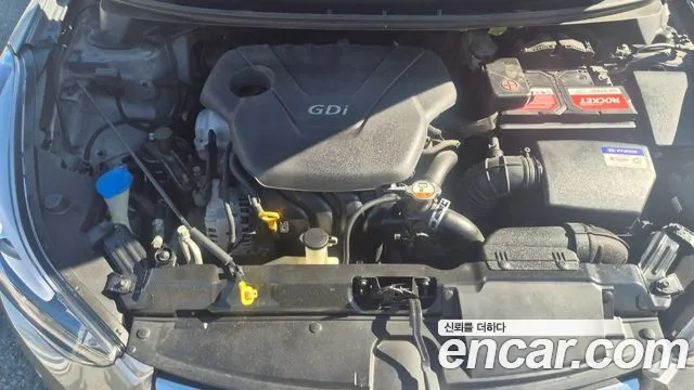 Hyundai Avante 2013 thumb 6