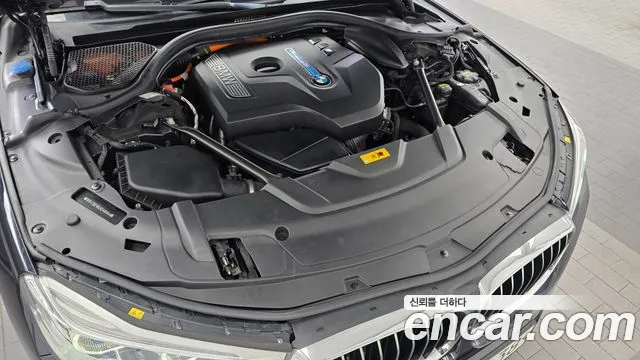 BMW 7-Series 2018 thumb 6