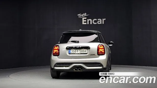 MINI Hatch 2023 thumb 4