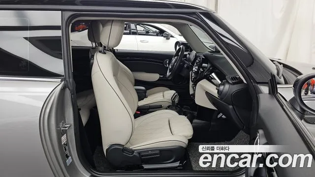 MINI Hatch 2023 thumb 11