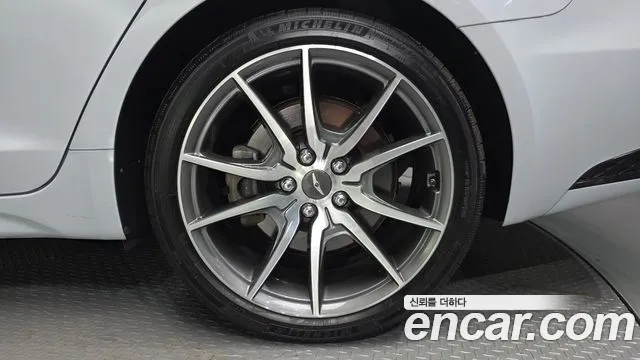 Genesis G70 2021 thumb 5