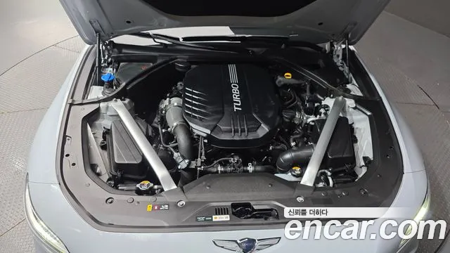 Genesis G70 2021 thumb 6