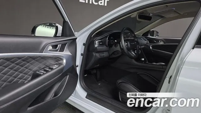 Genesis G70 2021 thumb 10