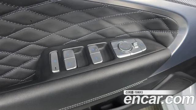 Genesis G70 2021 thumb 11