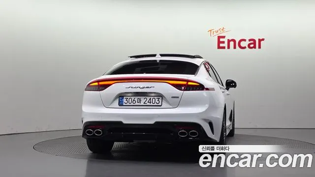 Kia Stinger 2021 thumb 4