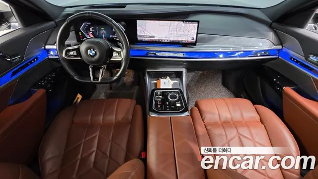 BMW 7-Series 2024 thumb 7