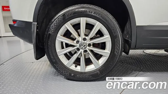 Volkswagen Tiguan 2014 thumb 5