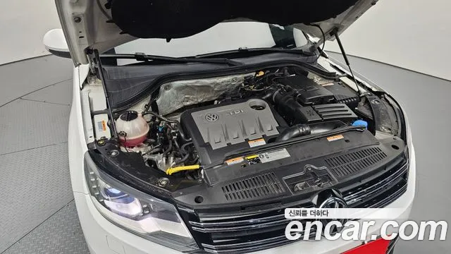 Volkswagen Tiguan 2014 thumb 6