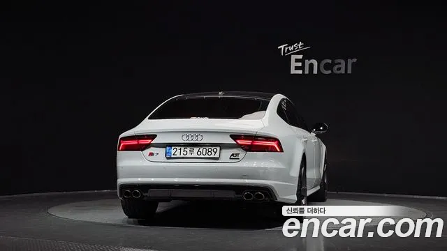 Audi A7 2016 thumb 4