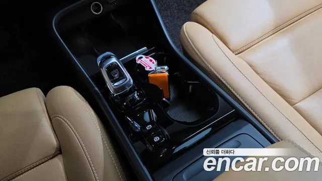 Volvo XC40 2020 thumb 9