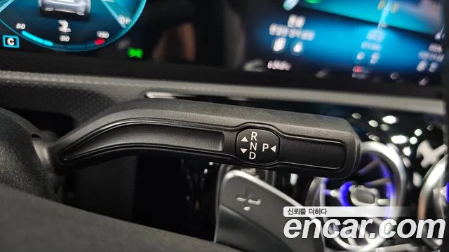 Mercedes-Benz CLA 2021 thumb 9