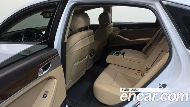 Genesis G80 2018 thumb 12