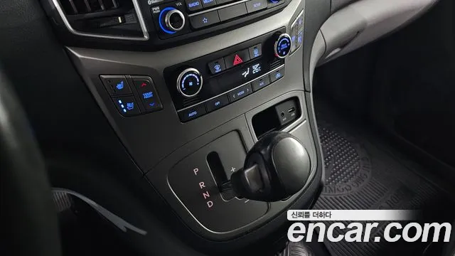 Hyundai Starex 2019 thumb 8