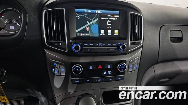 Hyundai Starex 2019 thumb 12