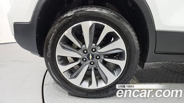 ChevroletGMDaewoo Tracker 2020 thumb 5