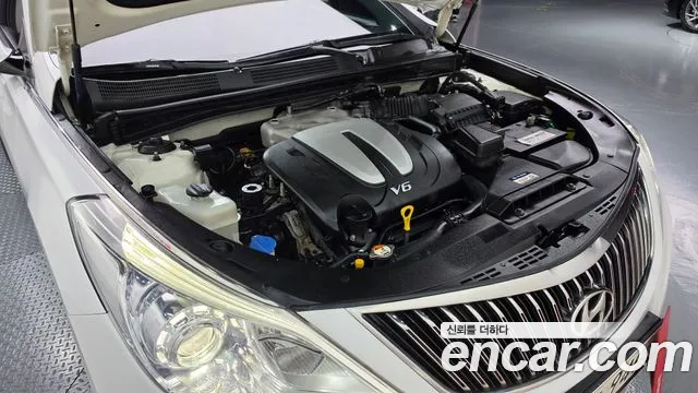 Hyundai Grandeur 2014 thumb 6