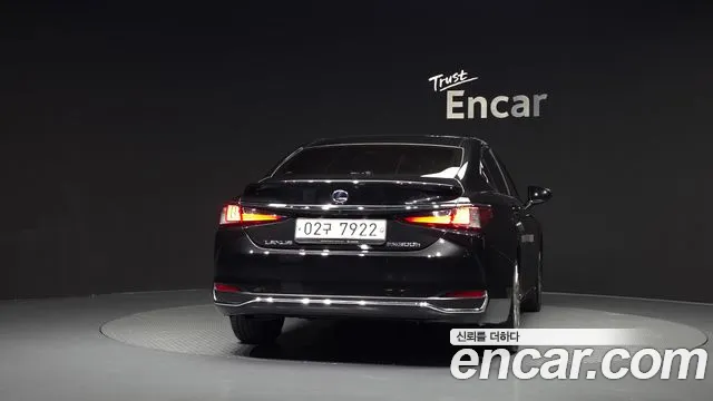 Lexus ES 2019 thumb 3