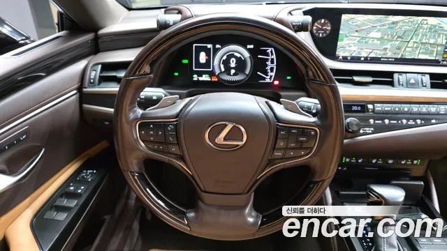 Lexus ES 2019 thumb 12