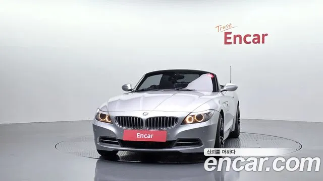 BMW Z4 2013 thumb 3