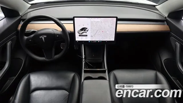 Tesla Model 3 2020 thumb 6