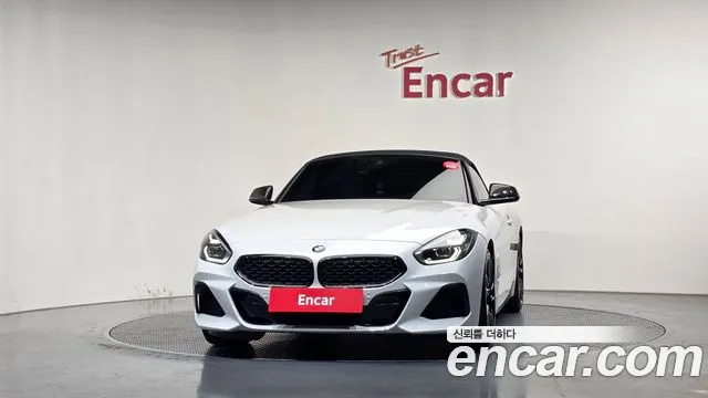 BMW Z4 2020 thumb 3