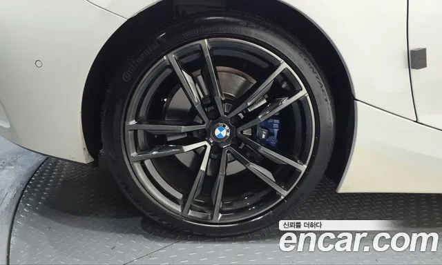 BMW Z4 2020 thumb 5