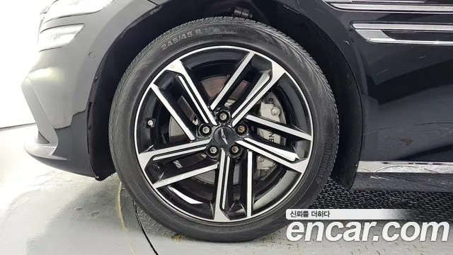 Genesis G80 2024 thumb 5
