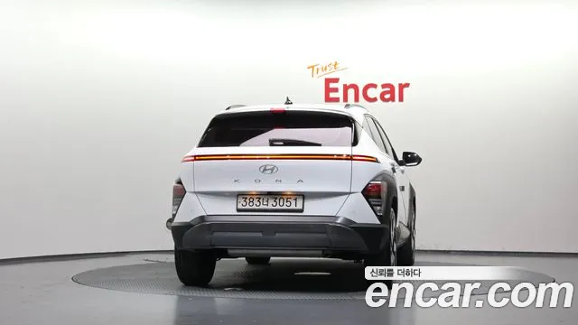 Hyundai Kona 2023 thumb 4