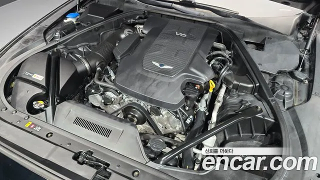 Genesis G80 2017 thumb 6