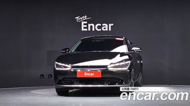 Kia EV6 2023 thumb 2